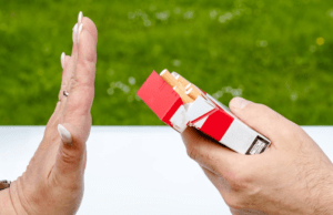 煙草を吸わない人を守る2つの方法